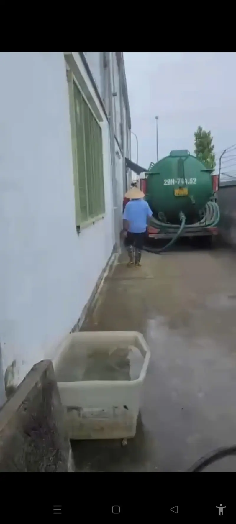 Thiết bị máy móc hiện đại